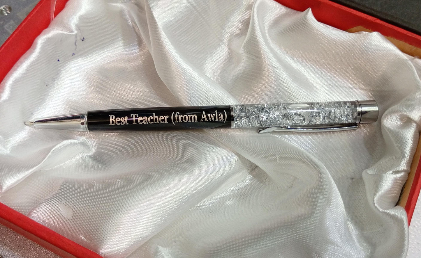 Customized Floating Metal Pens – Premium Quality (Made in China)